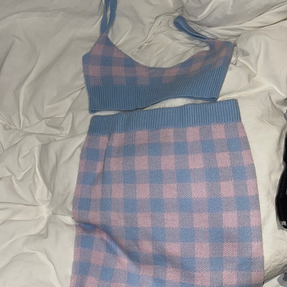 Knit set - Picture 2 of 2